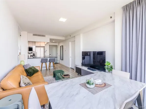 144-27 Sanford Avenue image 8 of 29