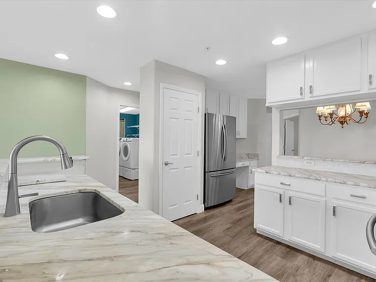7296 Marathon Dr #404 — Photo 12