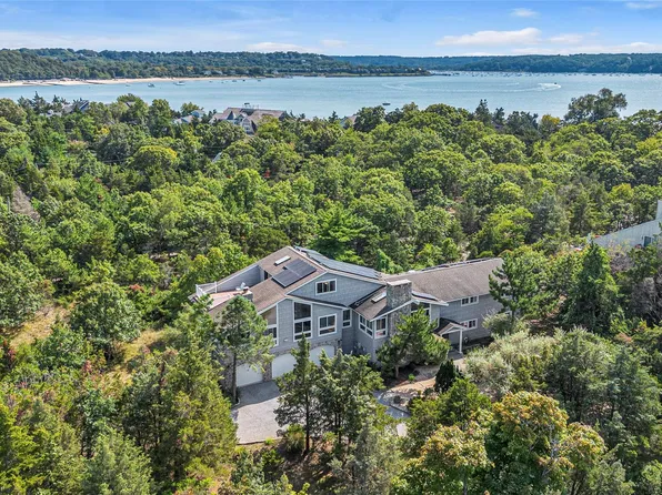 7 Beach Plum Drive, Northport, NY 11768