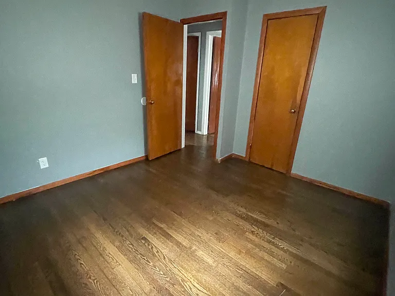 20 Yates St — Photo 9