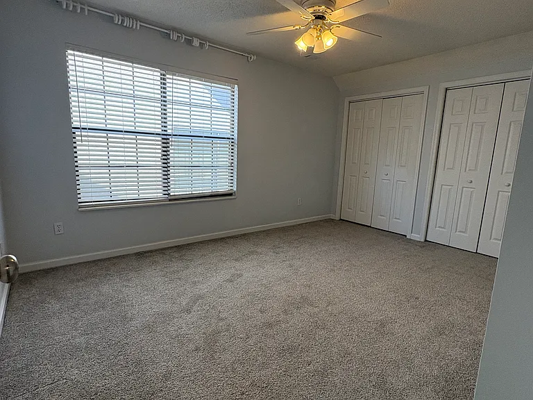 upstairs bedroom 1