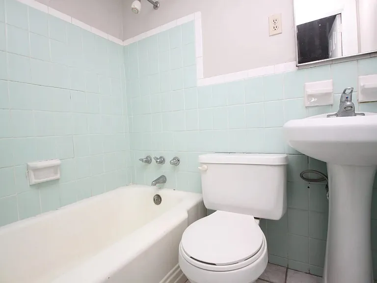 1-Bedroom (Unit A)