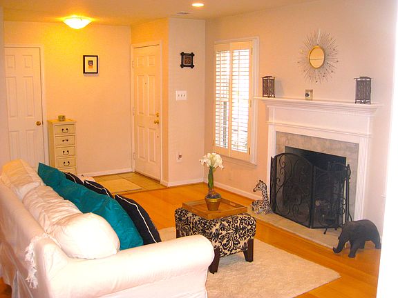 Living Room w/Fireplace