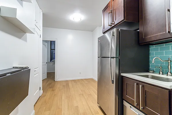 Rented by REAL New York | media 18