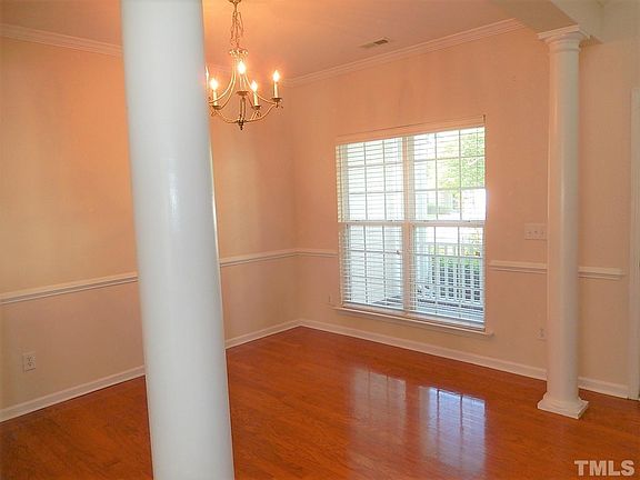 5th image of 10651 Edmundson Ave