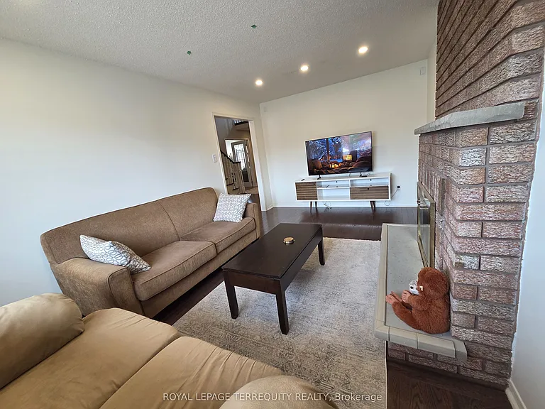 59 Foxhill Dr — Photo 27