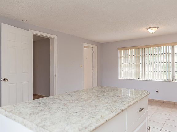 4th image of 5824 McKinley St APT 1
