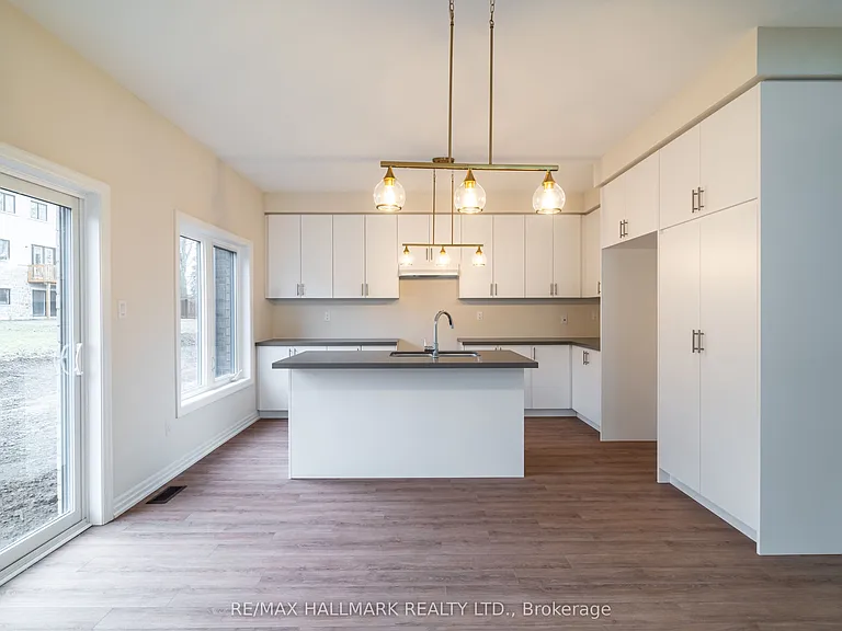 19 Stennett Dr — Photo 9