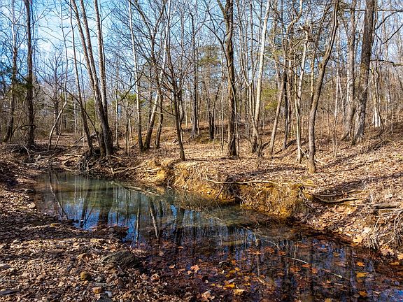 Lawrence Road 228 74