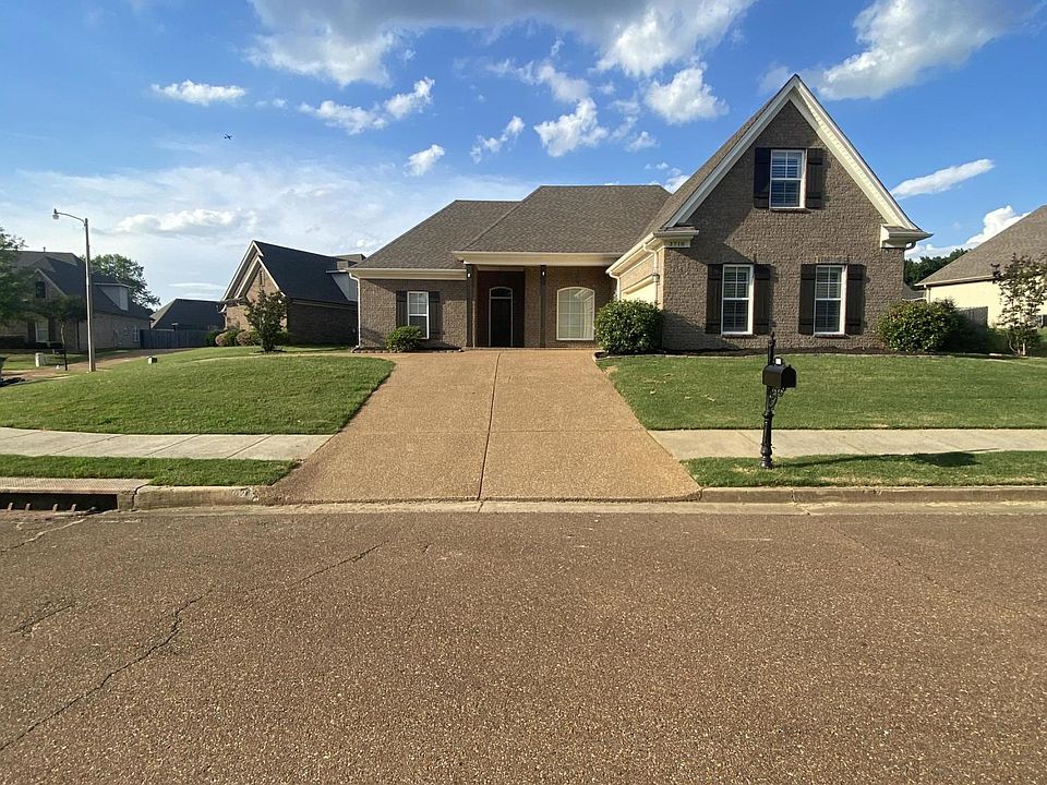 1st image of 3718 Kenton Dr