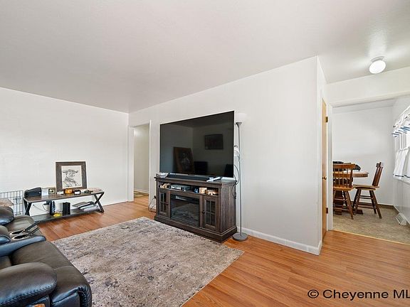 5th image of 3923 Hynds Blvd