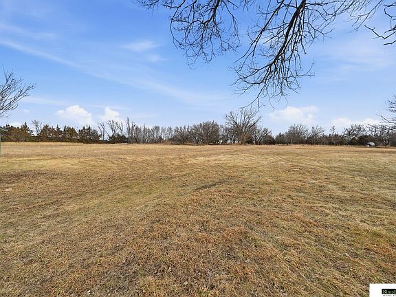 4th image of 1606 N 4th Rd