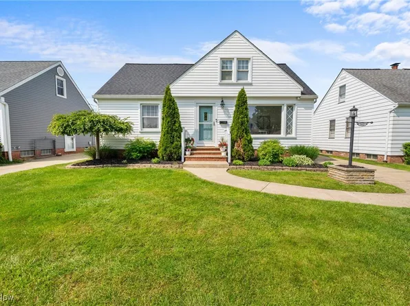 342 E 310th St, Willowick, OH 44095
