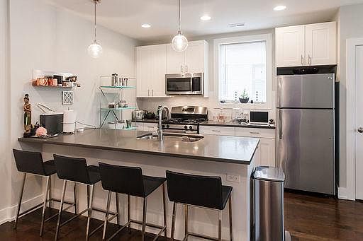 2nd image of 2129 N Campbell Ave APT 2F