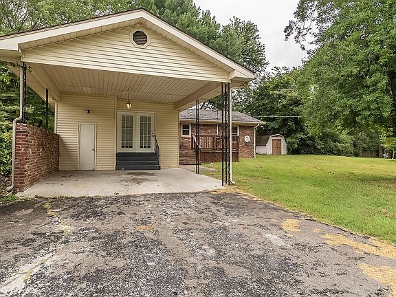 5th image of 207 Marietta Dr
