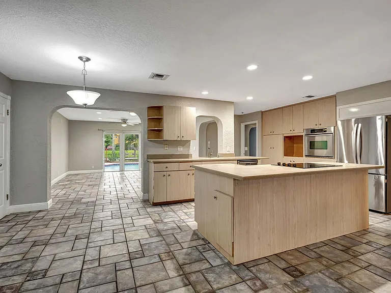 1402 Cormorant Rd #1402 — Photo 1