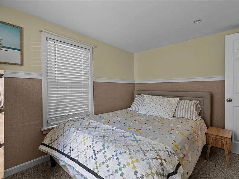 1024 Anthony Rd — Photo 14
