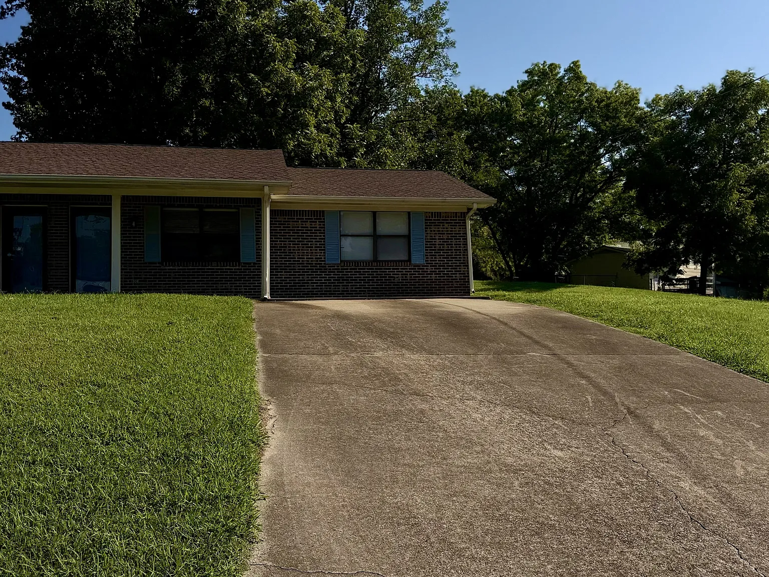 2403 Rodney Drive - SE — Photo 4