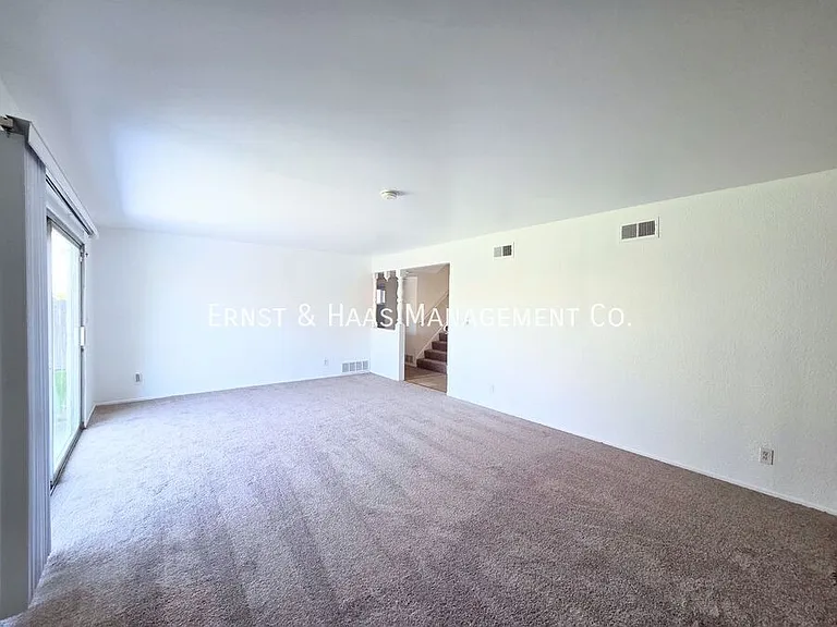 873 E Turmont St — Photo 12