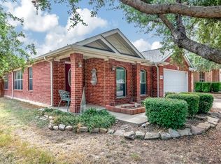 1044 Aviary, Aubrey, TX 76227