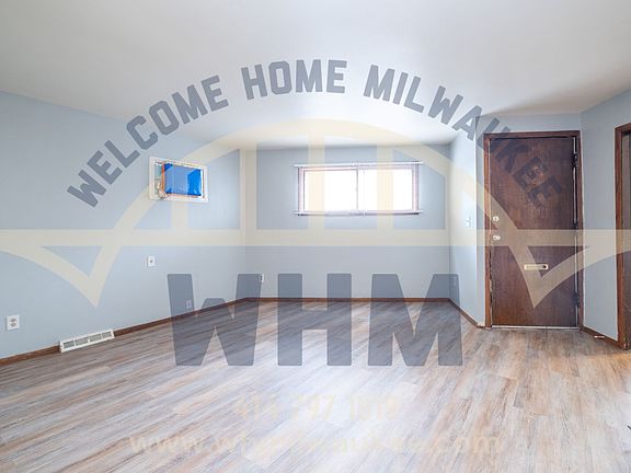3rd image of 2645 S Kinnickinnic Ave