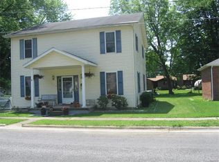 430 N 8th St, Breese, IL 62230