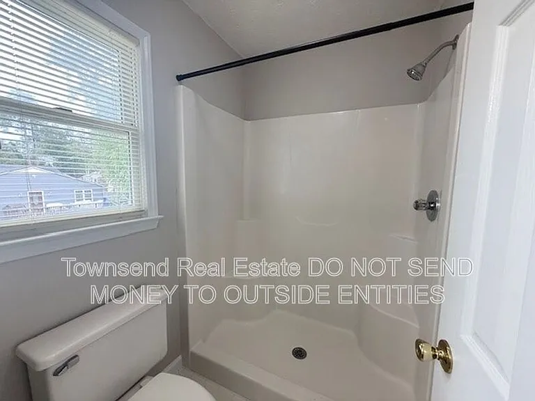 2012 Fig Ct — Photo 17