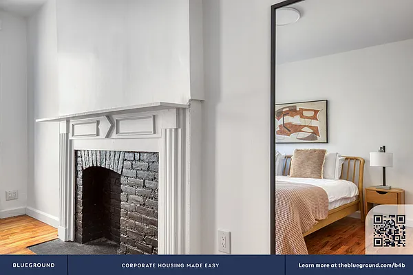 Rented by The Blueground | media 25