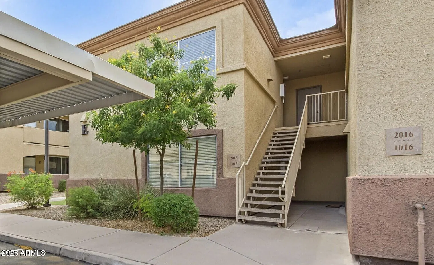 3 bed, 2.0 bath, 1282 sqft, $1,935 — Photo 1
