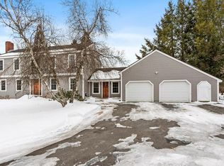 90 Tuttle Rd, Sterling, MA 01564