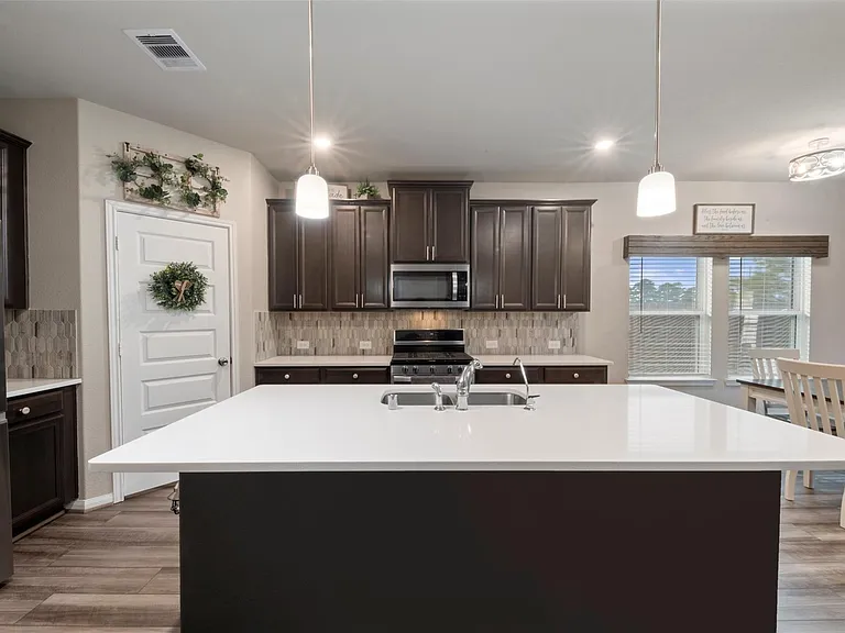 13010 Red Blossom Cir — Photo 10