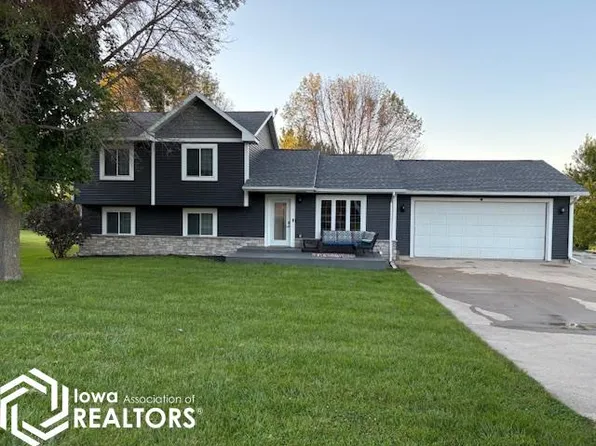 7138 275th Way, Clear Lake, IA 50428
