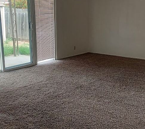 5th image of 2383 Shaffer Rd