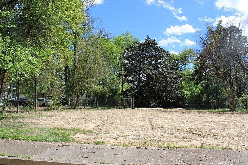 2nd image of 35 Margin St #100078