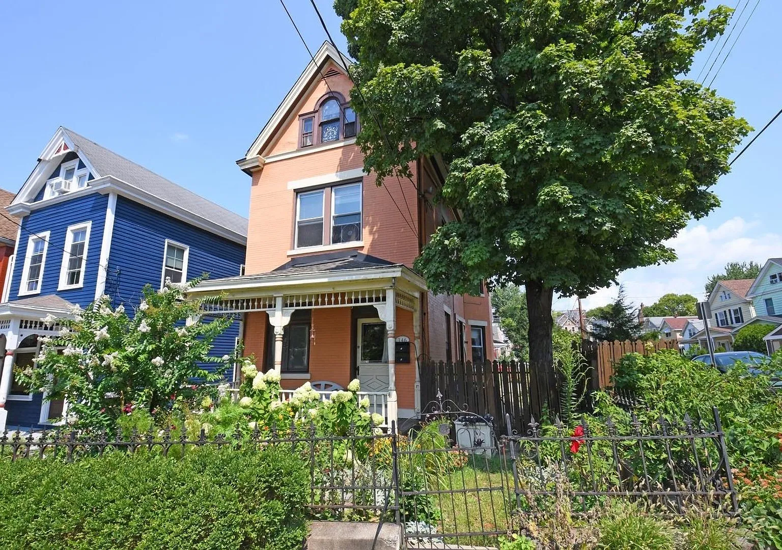 146 Parker St — Photo 1