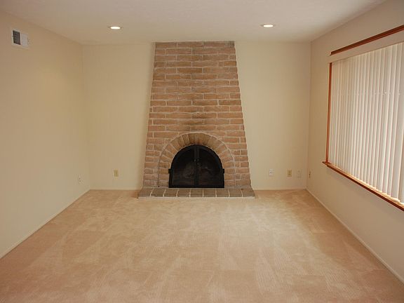 2nd image of 291 Shelter Cove Dr