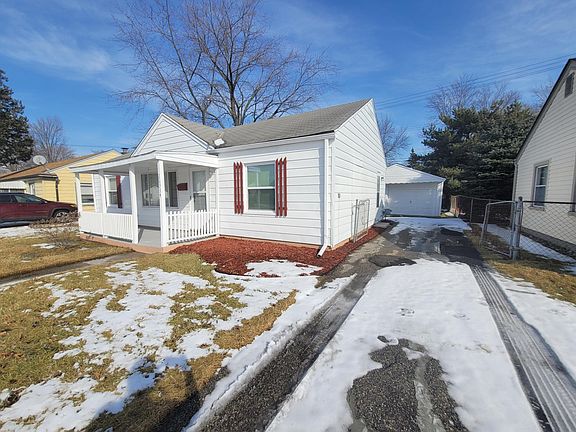 2nd image of 26334 Barnes St