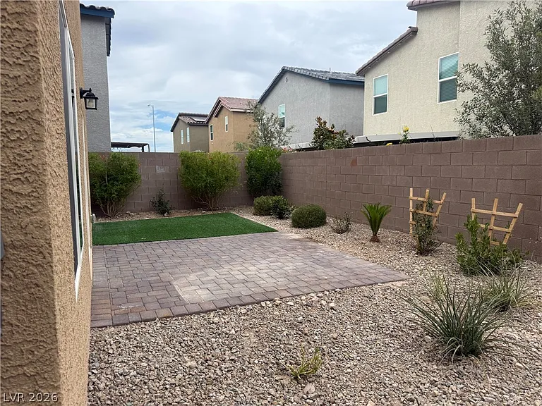 8928 Seal Cove St — Photo 17