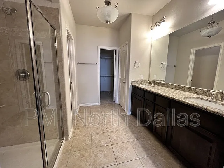 532 S Greenville Ave — Photo 10