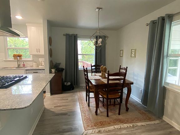 4th image of 816 N Hall Ave