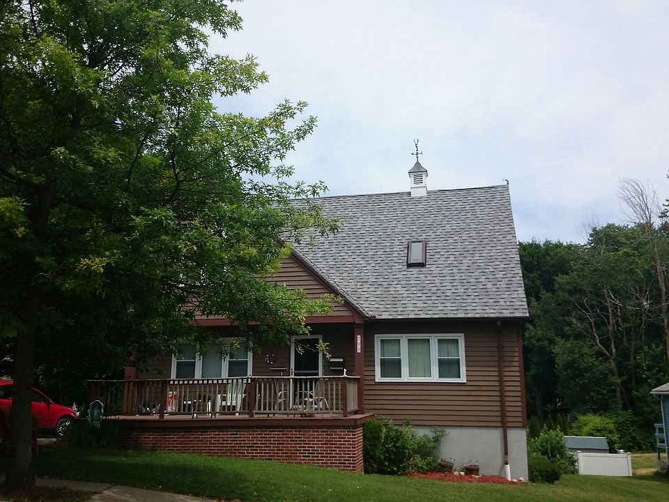 2nd image of 202 Milton St