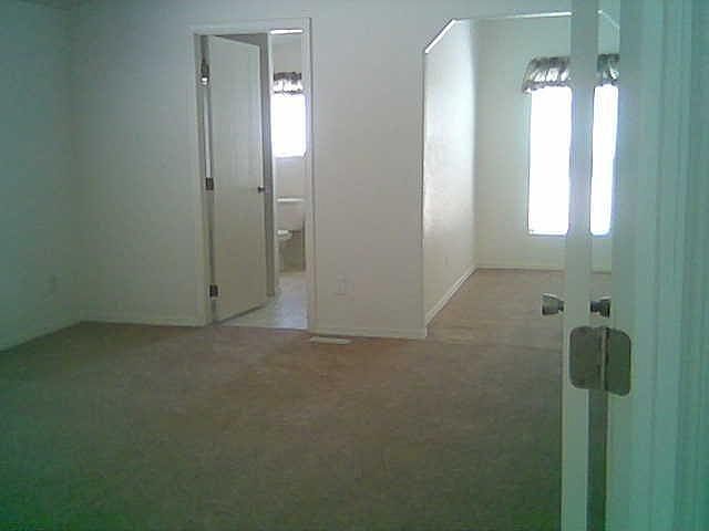 Master Bedroom w/bonus room attached