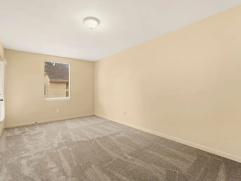 10125 Valley Forge Dr — Photo 24