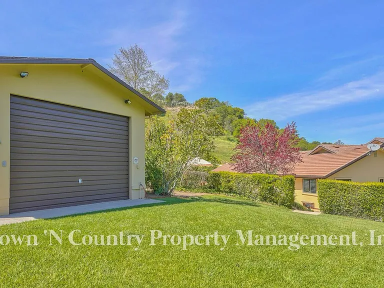 190 San Benancio Rd — Photo 30