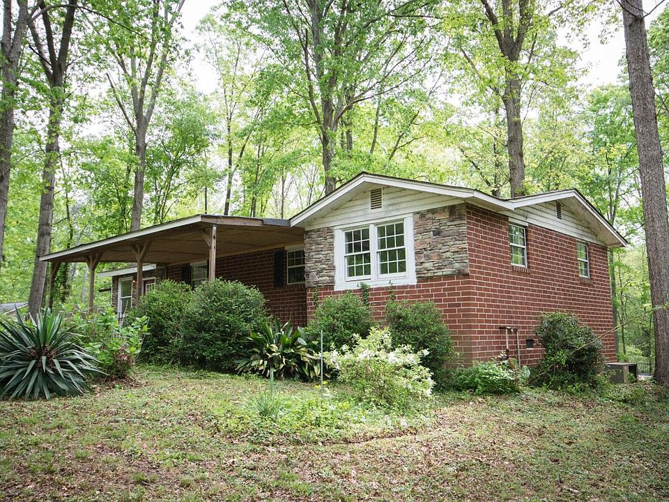 1st image of 207 Woody Dr