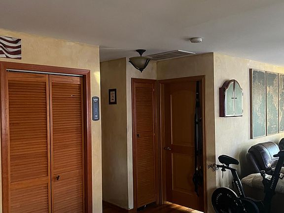 5th image of 16 Wadsworth Ave #2