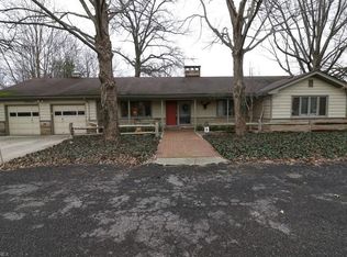 35800 Ridge Rd, Willoughby, OH 44094