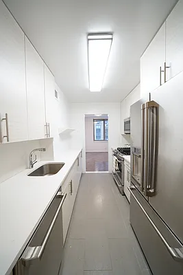 Rented by Corcoran | media 13