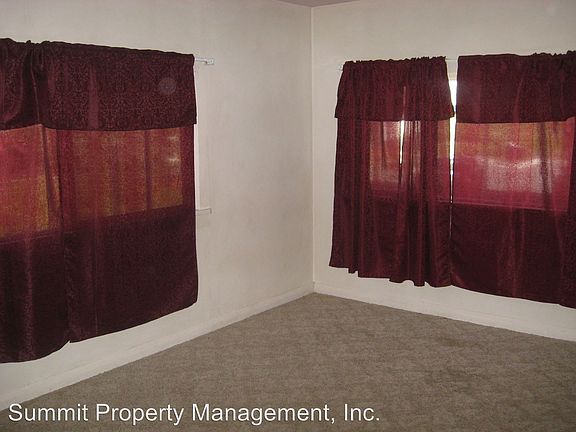 3rd image of 1231 Kennett Ave APT 1