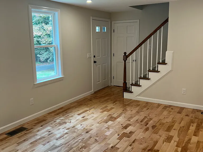 749 South St — Photo 10